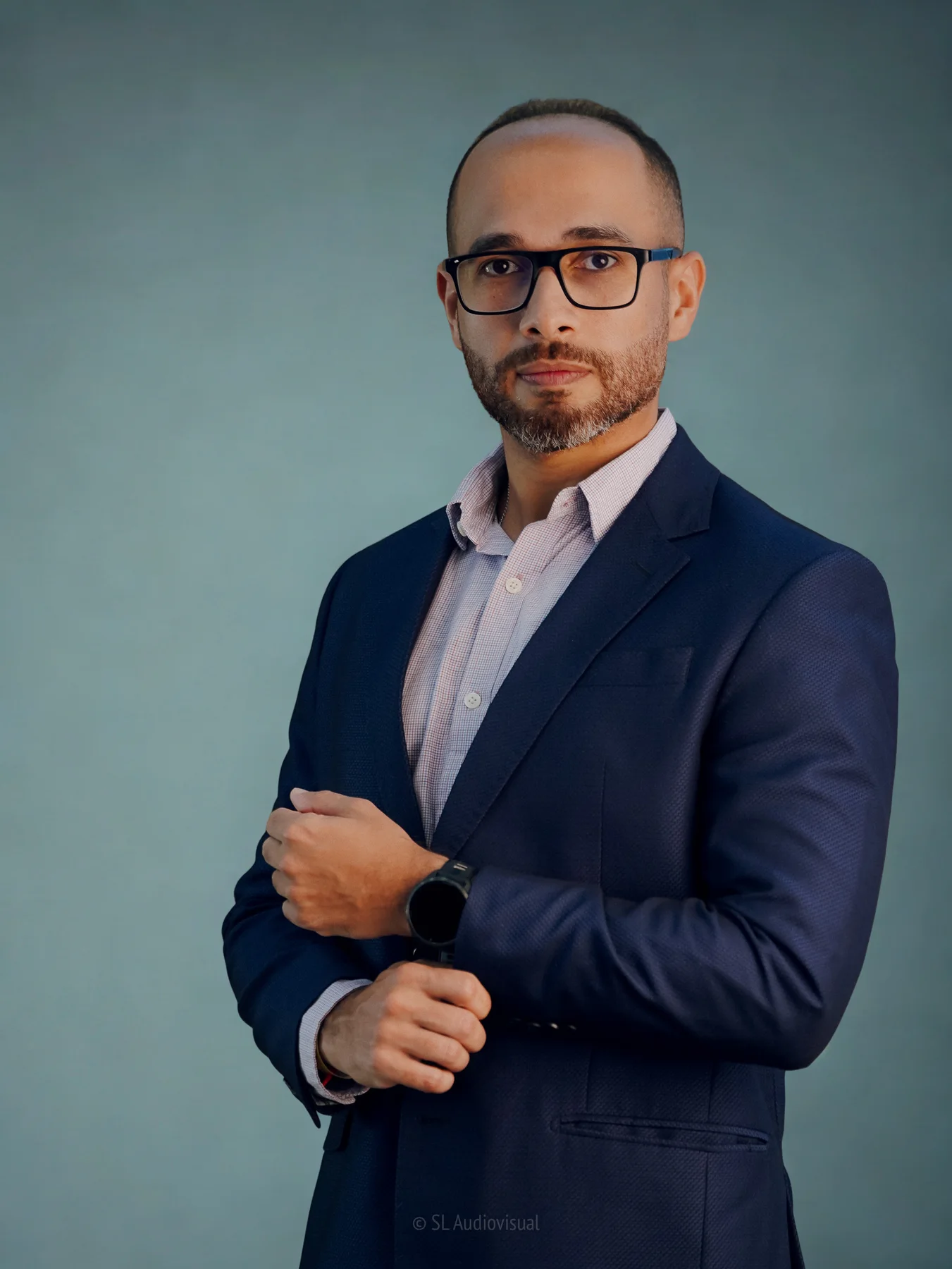 Danilo Neves em retrato profissional